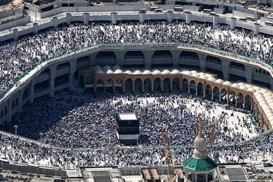 Karachi Hajj pilgrims vaccine