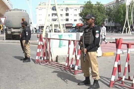 Karachi police PTI protest