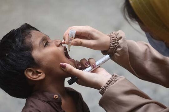 polio spread