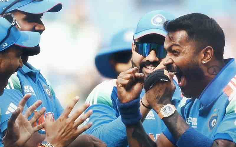 Hardik Pandya watch