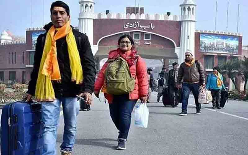 Indian pilgrims Pakistan