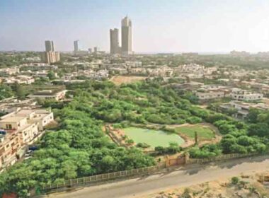 Karachi green space crisis