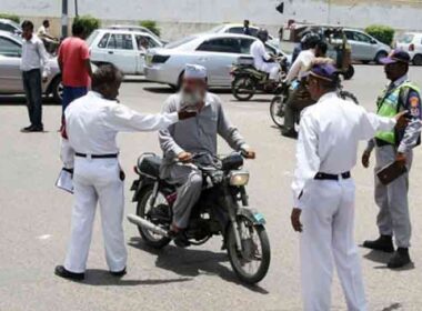 Unfit vehicles crackdown Karachi