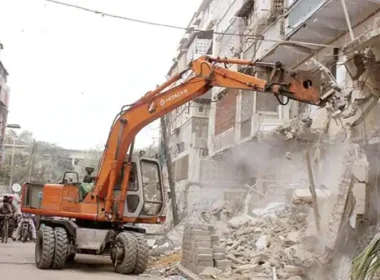Illegal building demolition Karachi
