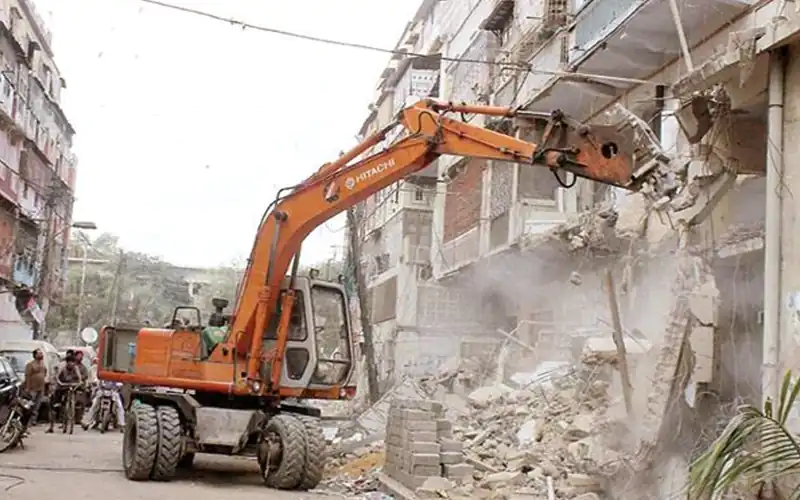 Illegal building demolition Karachi