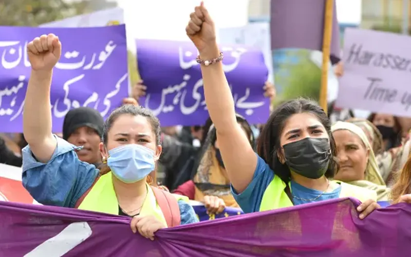 Aurat march Karachi postponed amid war-like tensions