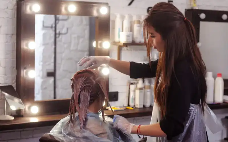 Saudi Arabia beautician Job