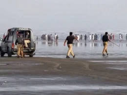 Ban on visiting Karachi beaches