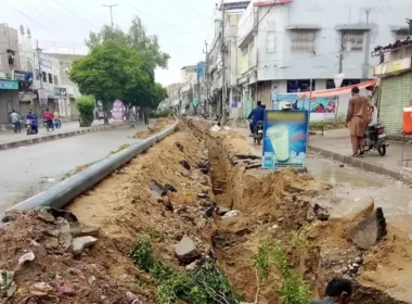 Karachi road cutting issue