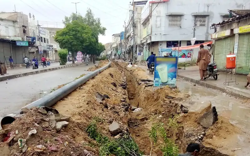 Karachi road cutting issue