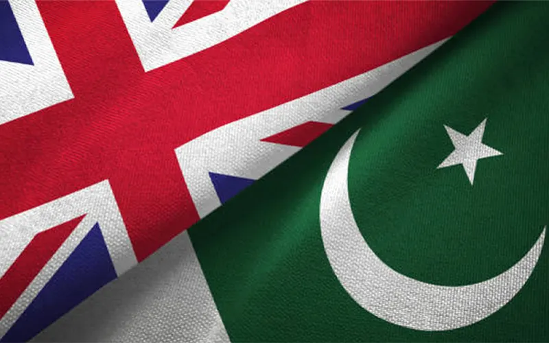 Pakistan flights to UK