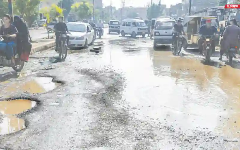 report damage road in Korangi