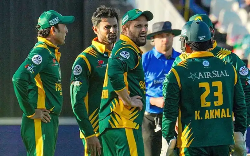 Kamil Khan defends Pakistan Champions