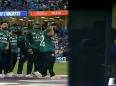 India skip handshakes Pakistan