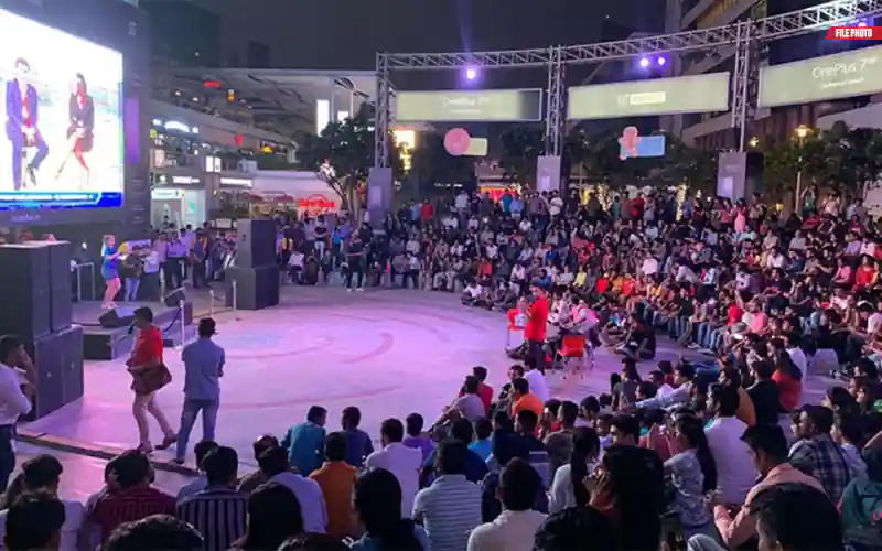 live screening locations in karachi