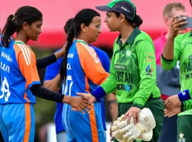 Pakistan India blind women handshake