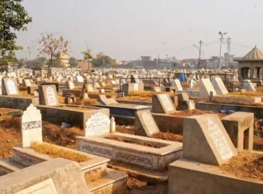 Karachi graveyard crisis 2025
