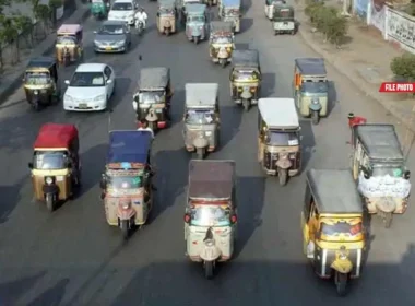 Karachi rickshaw ban
