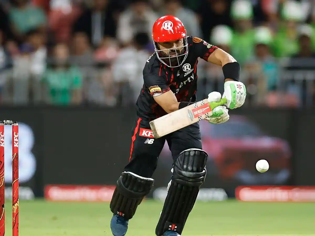 Mohammad Riwan retired out