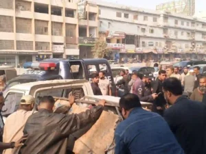 Illegal parking in Saddar