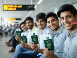 700000 Pakistanis went abroad for work