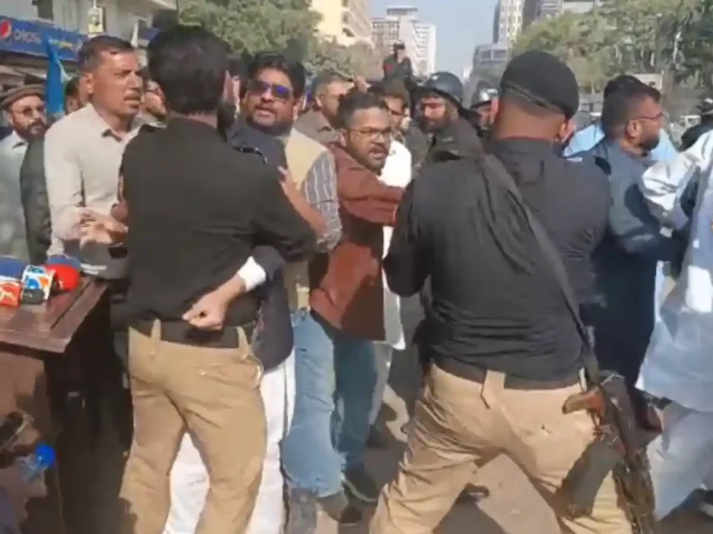 Jamaat-e-Islami leaders detained Karachi