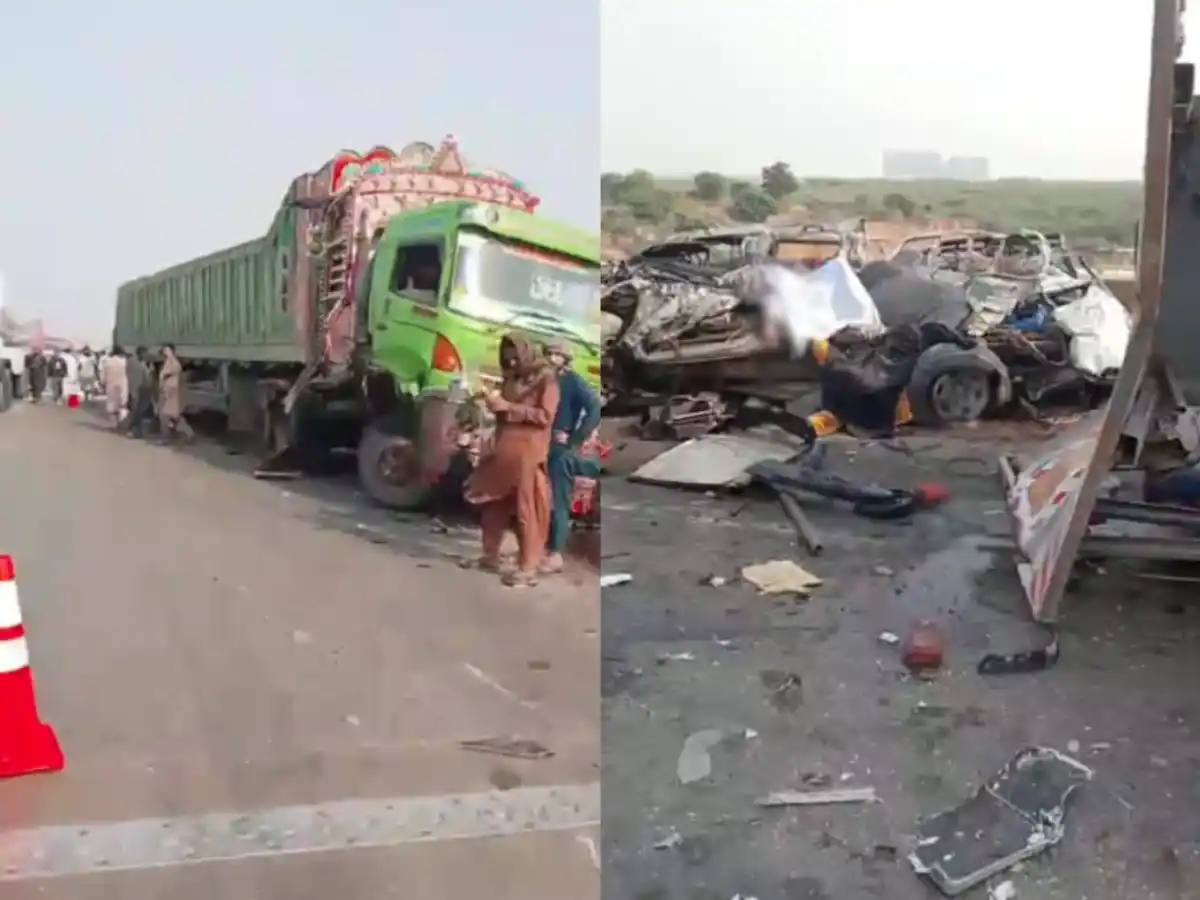 Karachi Super Highway traffic accident