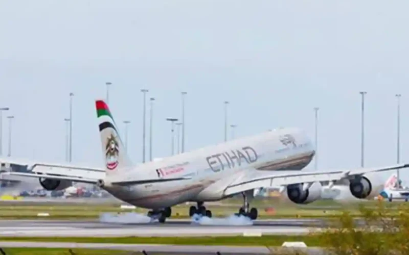 Etihad Airways resumes flights to Pakistan
