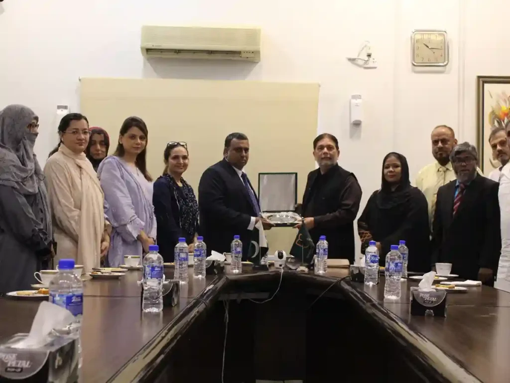 Bangladesh High Commissioner visits Karachi Metropolitan University