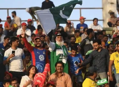 PSL Crowd