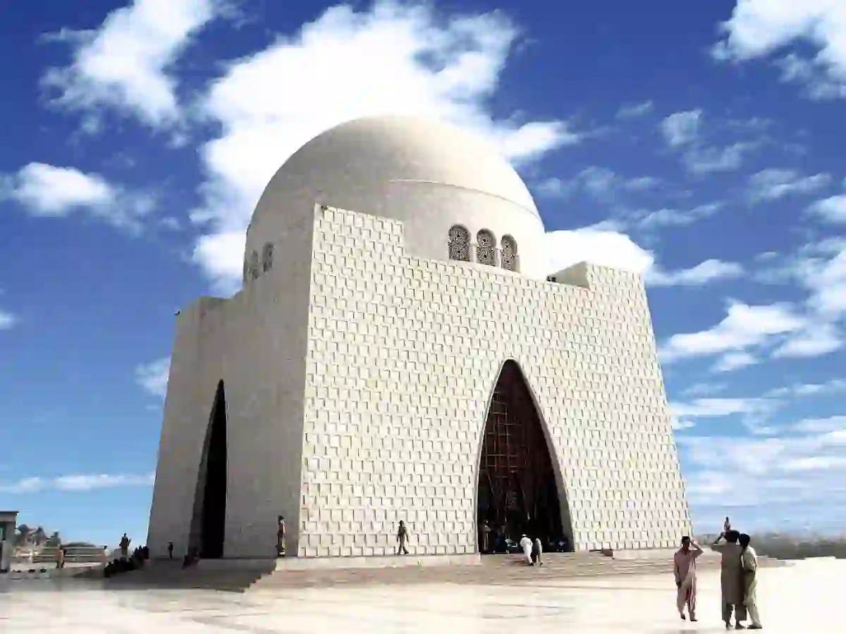 Quaid-e-Azam mausoleum security concerns