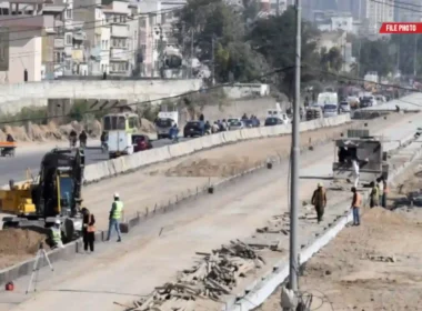 Red Line BRT delay Karachi