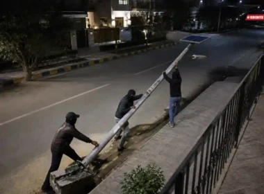 solar light theft Karachi
