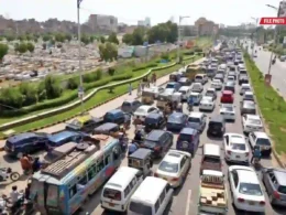 Karachi Traffic Police have intensified enforcement of lane discipline rules on Shahrah-e-Faisal, issuing 73 electronic challans on the second day of the newly implemented lane violation crackdown.