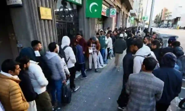 Pakistanis in Spain legal residency