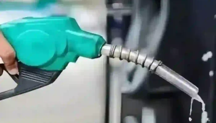 petrol price in pakistan on July 30