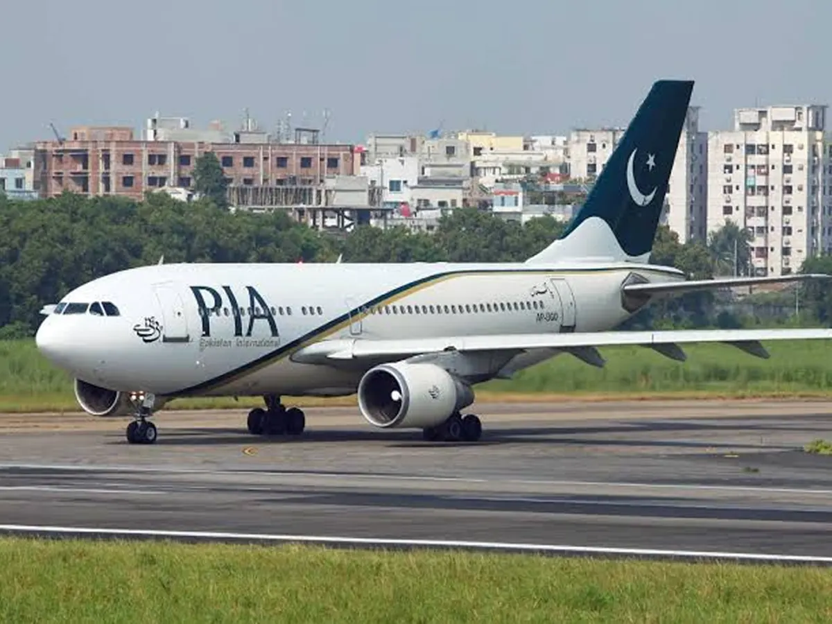 PIA London flights