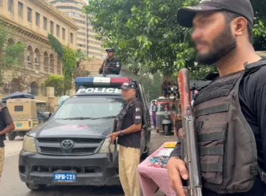 Karachi police investigate alleged job scam involving 59 girls at a Gadap Town farmhouse.
