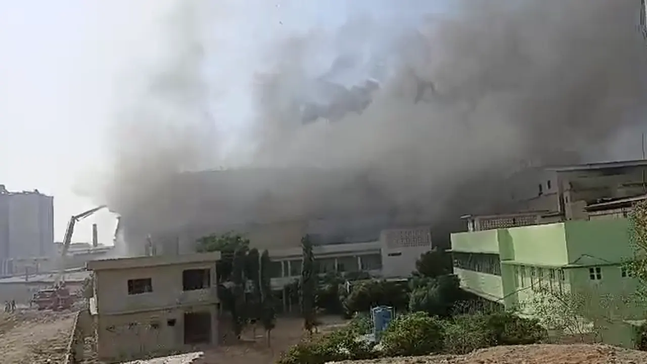 Firefighters battle a blaze at a garment factory warehouse in Karachi’s SITE Metroville area