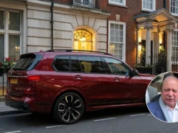 Former prime minister Nawaz Sharif arrives at Avenfield House in London