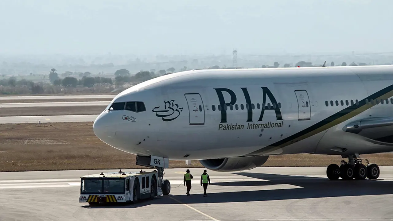 Pakistan International Airlines temporarily suspends flights to Riyadh