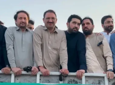 Sohail Afridi and PTI leaders lead the long march from Lakki Marwat towards Islamabad