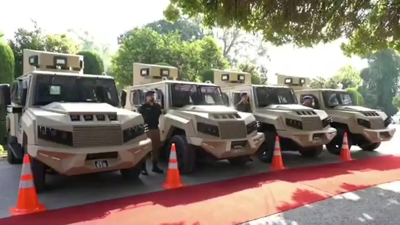 Islamabad Police transfers APCs to KP Police