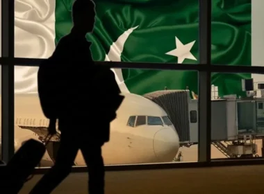 Pakistanis leaving country for jobs abroad